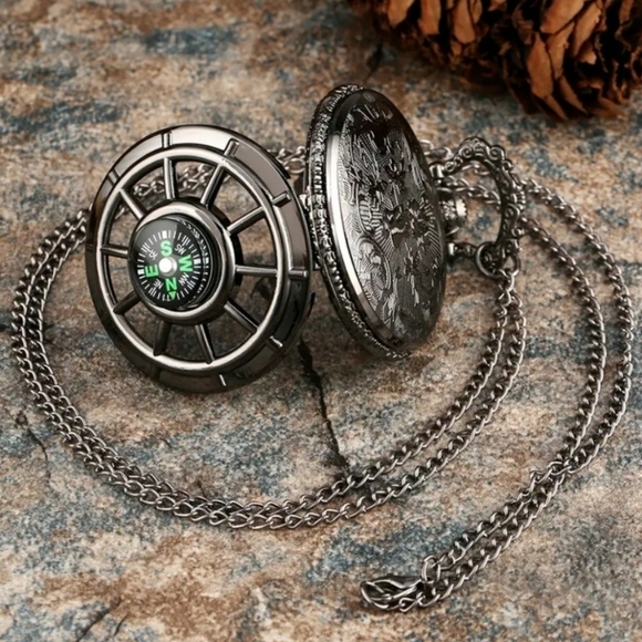 New nautical men's pocket watch with built in compass - Picture 2 of 5